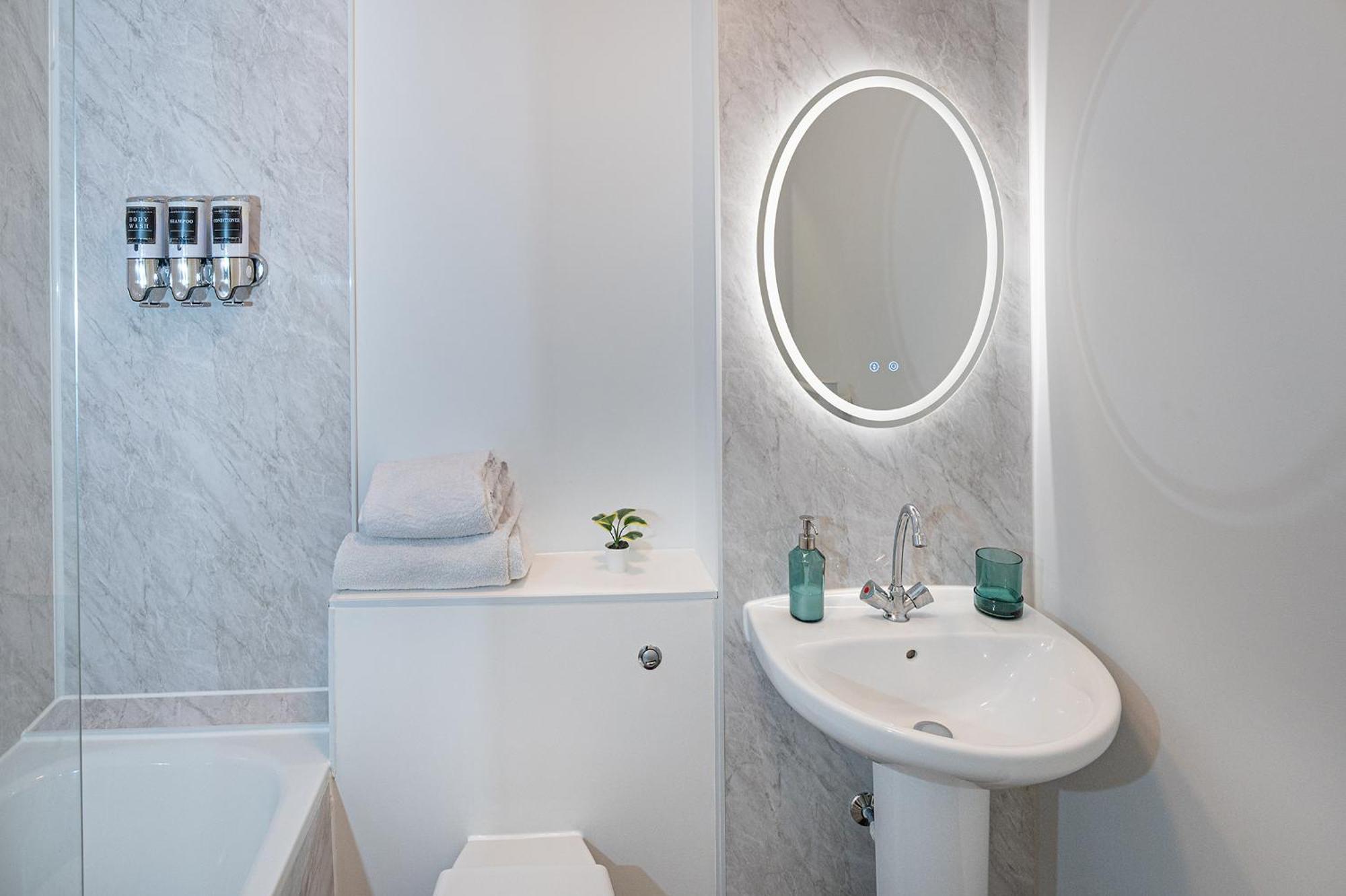Reading 2-Bed Apartment & Parking Kültér fotó